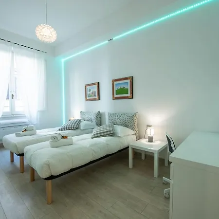 Mamo - Amalia Piazza Signoria Apartment